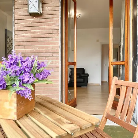 شقة La Casa Di Fra - Lovely Trilo With Terrace In *